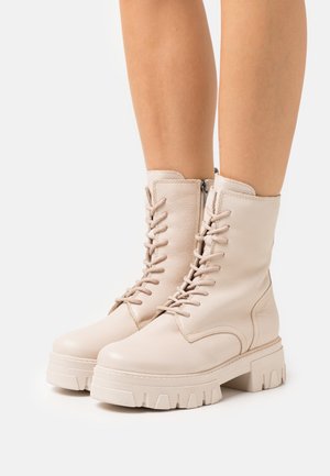 Marco Tozzi Lace-up ankle boots - cream