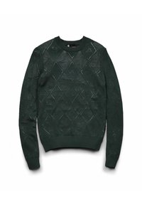 Jersey verde de punto con un patrón de diamantes, superficie texturizada, puños y dobladillo acanalados, y detalle de logo bordado en el frente.