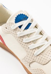 Scotch & Soda LAURITE - Sneaker low - cream/blue