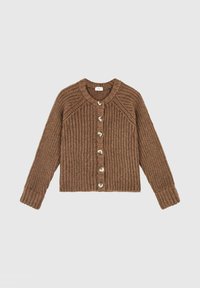 Gilet marron à côtes avec un col rond et une fermeture à six boutons. Dispose de manches longues et d'un tissu texturé. Les boutons sont ronds et de couleur claire.