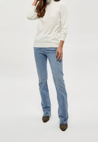 Minus Strickpullover - off-white