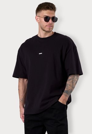 LABEL OVERSIZED - T-Shirt basic - black
