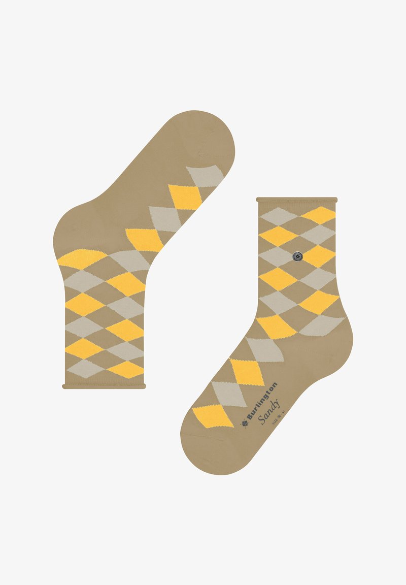 Beige Socken mit einem Argyle-Muster in Hellgrau und Gelb. Das Material hat eine glatte Textur, mit einem gerippten Bündchen und einem Logodetail.