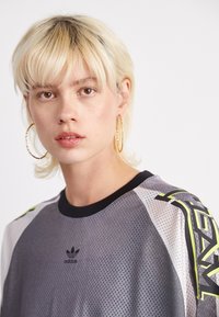 adidas Originals MESH TEE - Kasdienė suknelė - grey
