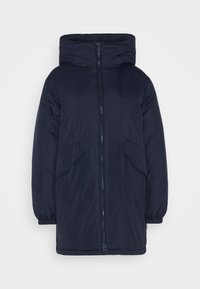 Giacca puffer blu navy con zip frontale, ampie tasche laterali e cappuccio. Presenta polsini elasticizzati e una texture liscia e lucida.