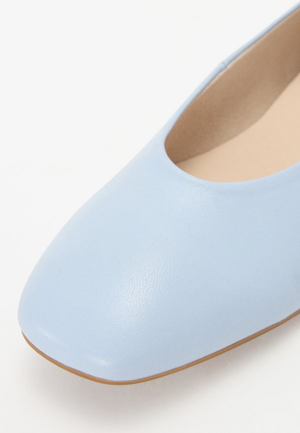 Ballet pumps - sky2