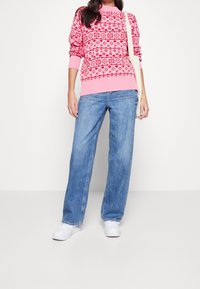 Monki Strickpullover - pink