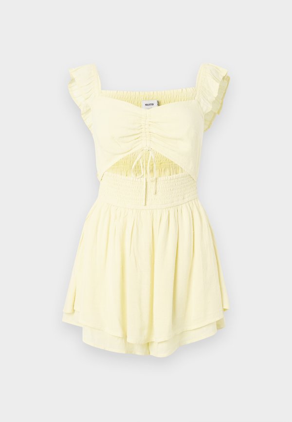 FLUTTER SLEEVE CUT OUT ROMPER - Jumpsuit - double cream2