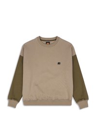 Felpa beige con maniche verde oliva, colletto a coste e vita elasticizzata. Presenta un piccolo logo nero a forma di elefante sul petto.