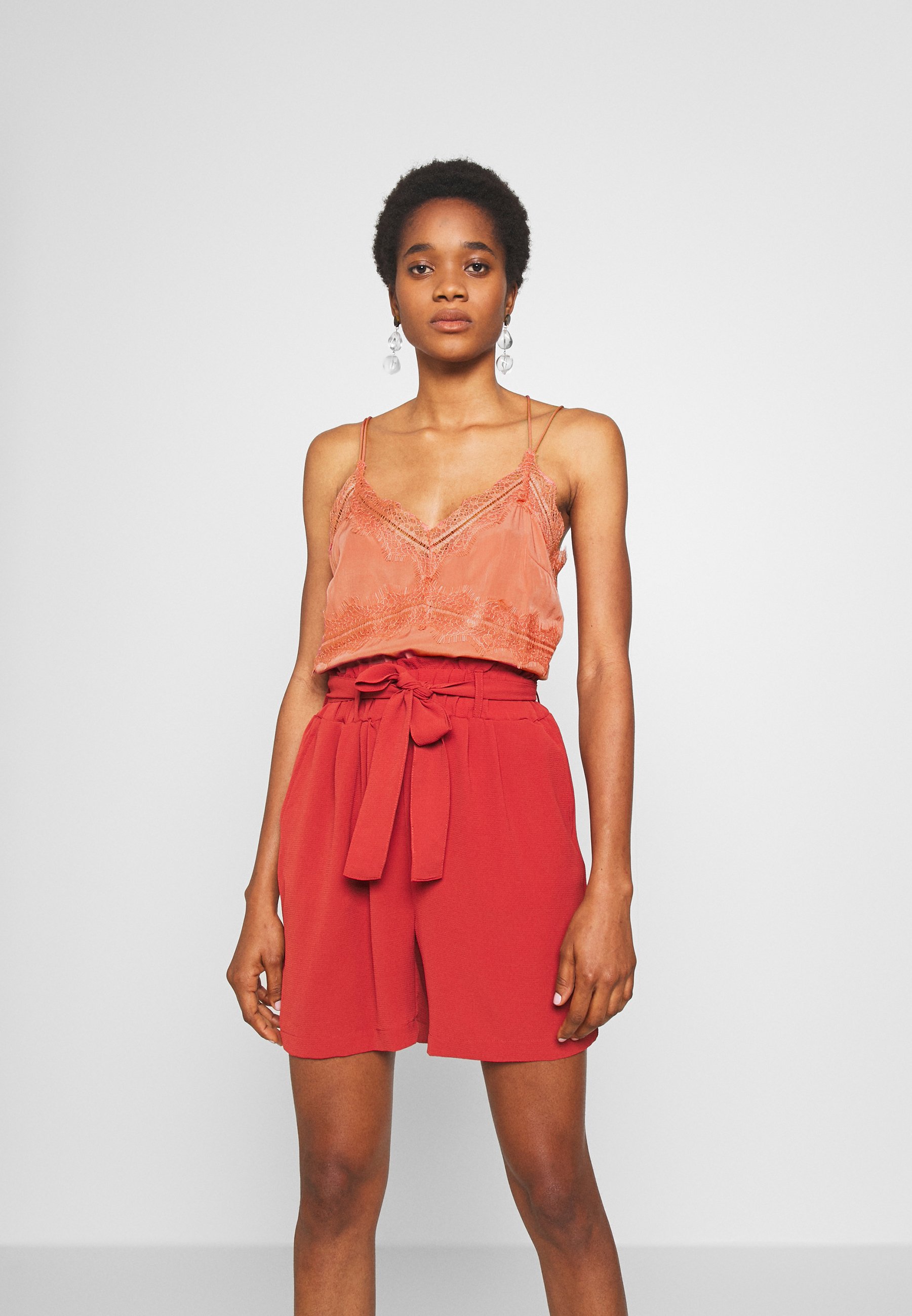 Vila VIEMISA SINGLET Topper dusty cedar Zalando.no Vila VIEMISA SINGLET - Topper - dusty cedar