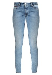 Jeans ajustados de denim azul claro, con una cintura de altura media, diseño estándar de cinco bolsillos y un ligero desvanecimiento en las rodillas.