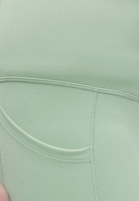 Nike Performance Κολάν - Παντελόνια - steam/(white)