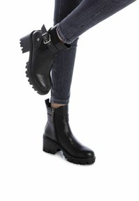 Refresh Botines camperos - black