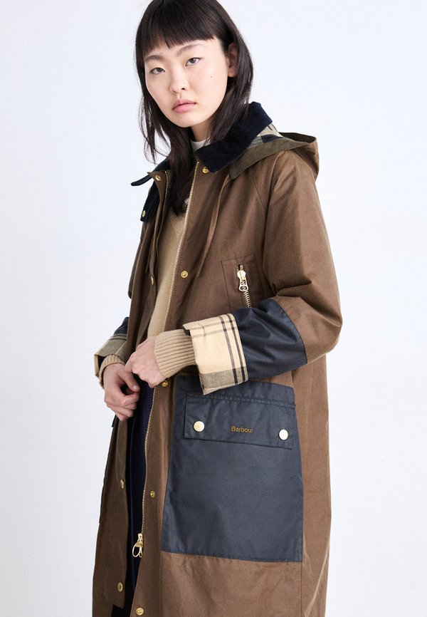 CAROLYN JACKET - Trenchcoat - tan2