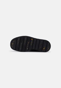 Tamaris Snowboot/Winterstiefel - black