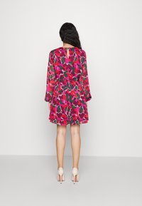 VILA Petite VIZALLY  - Vestido de dia - fired brick