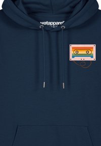 Marine hoodie met een vooraanstaande graphic van een kleurrijke cassetteband. Van een katoenmix met trekkoorden en een voorzak.