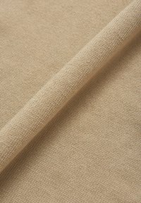 Oscar Jacobson VALTER ROUNDNECK - Stickad tröja - beige pine