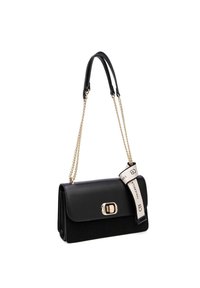 Borsa in pelle nera e suede con un clasp in tono oro, tracolla a catena e nastro, forma rettangolare e superficie liscia.
