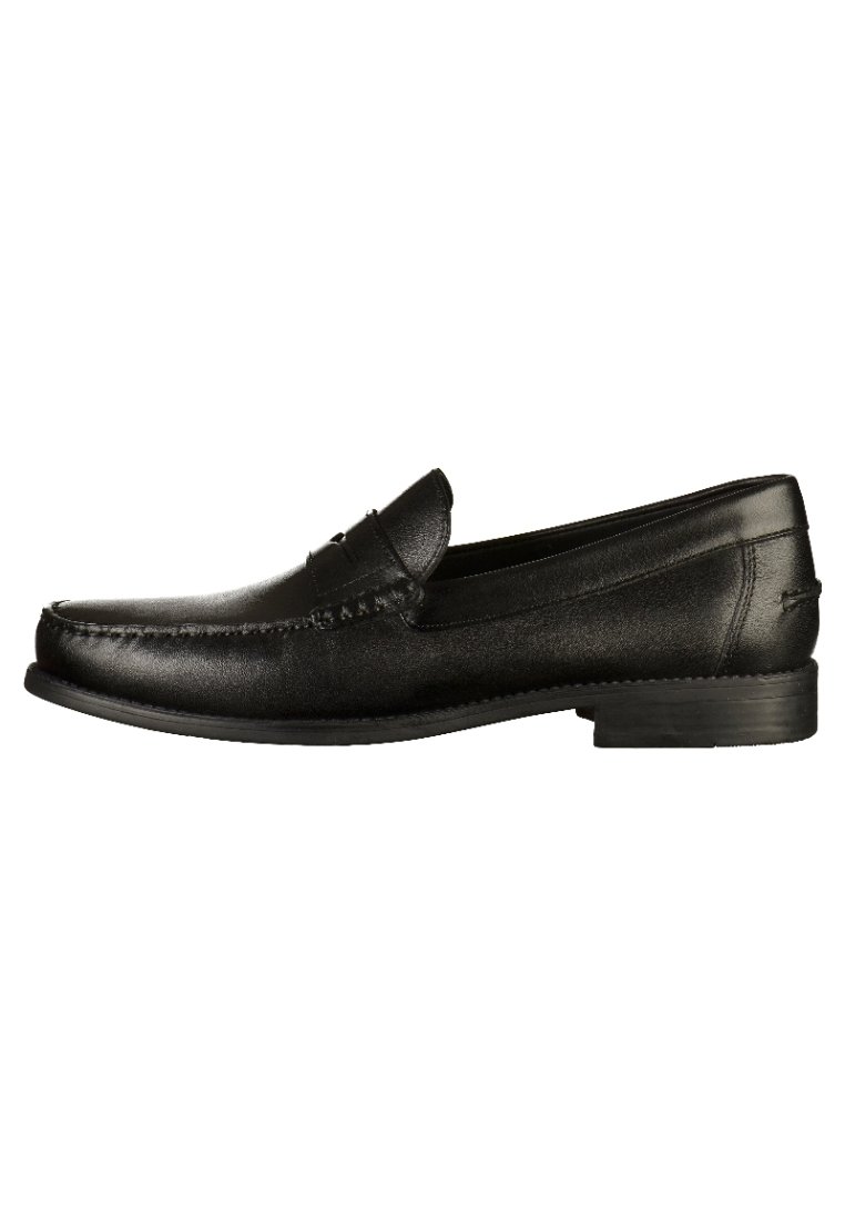 Mocassino in pelle nera con dettagli cuciti, punta tondeggiante e tacco basso. Texture liscia con un design classico slip-on.