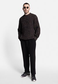 Redefined Rebel ALBERT BOXY - Strikkegenser - black