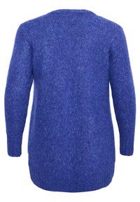Langärmliger Pullover aus strukturiertem tiefblauem Strick, mit rundem Halsausschnitt und geripptem Saum. Die Rückansicht zeigt ein unknopfbares Design.