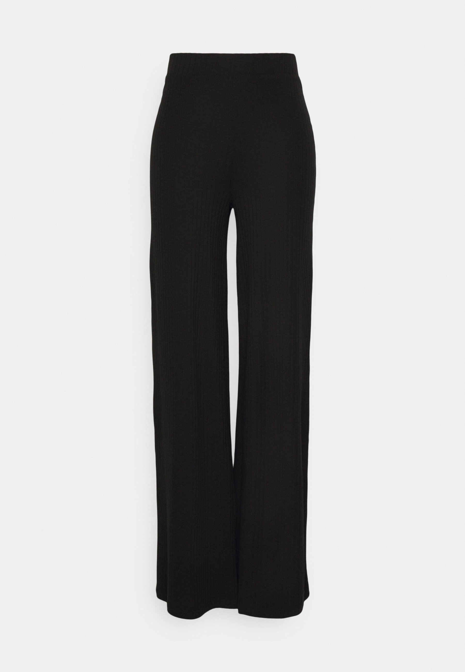 Black trousers