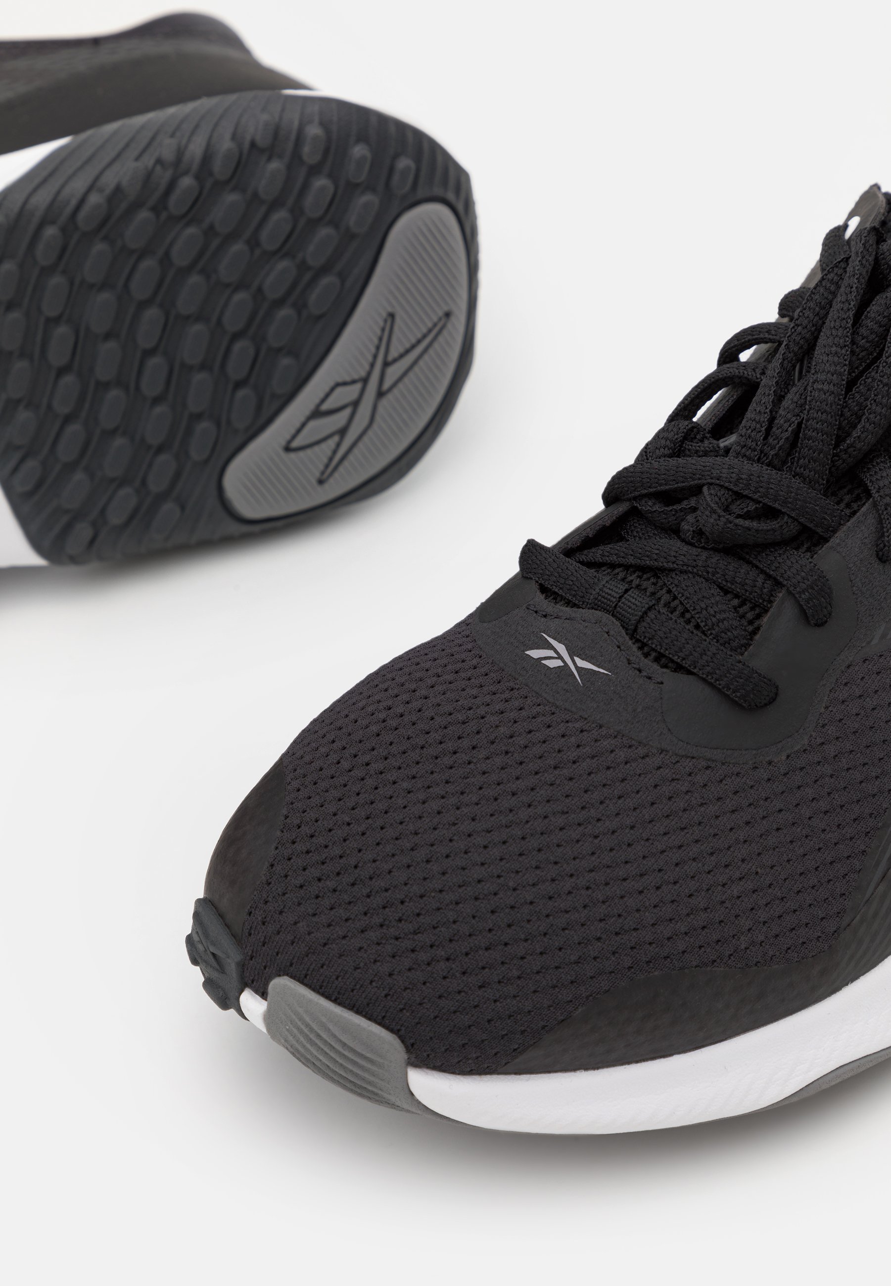 hiit training sneakers