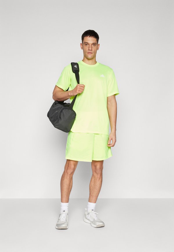 BASE - Sports T-shirt3