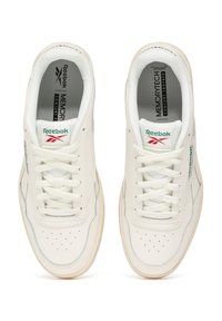 Reebok Classic NON COURT ADVANCE - Zapatillas - chalk dark green flash red