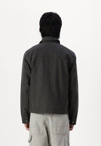 Hollister Co. THRIFTED WORKWEAR - Farmerdzseki - volcanic ash