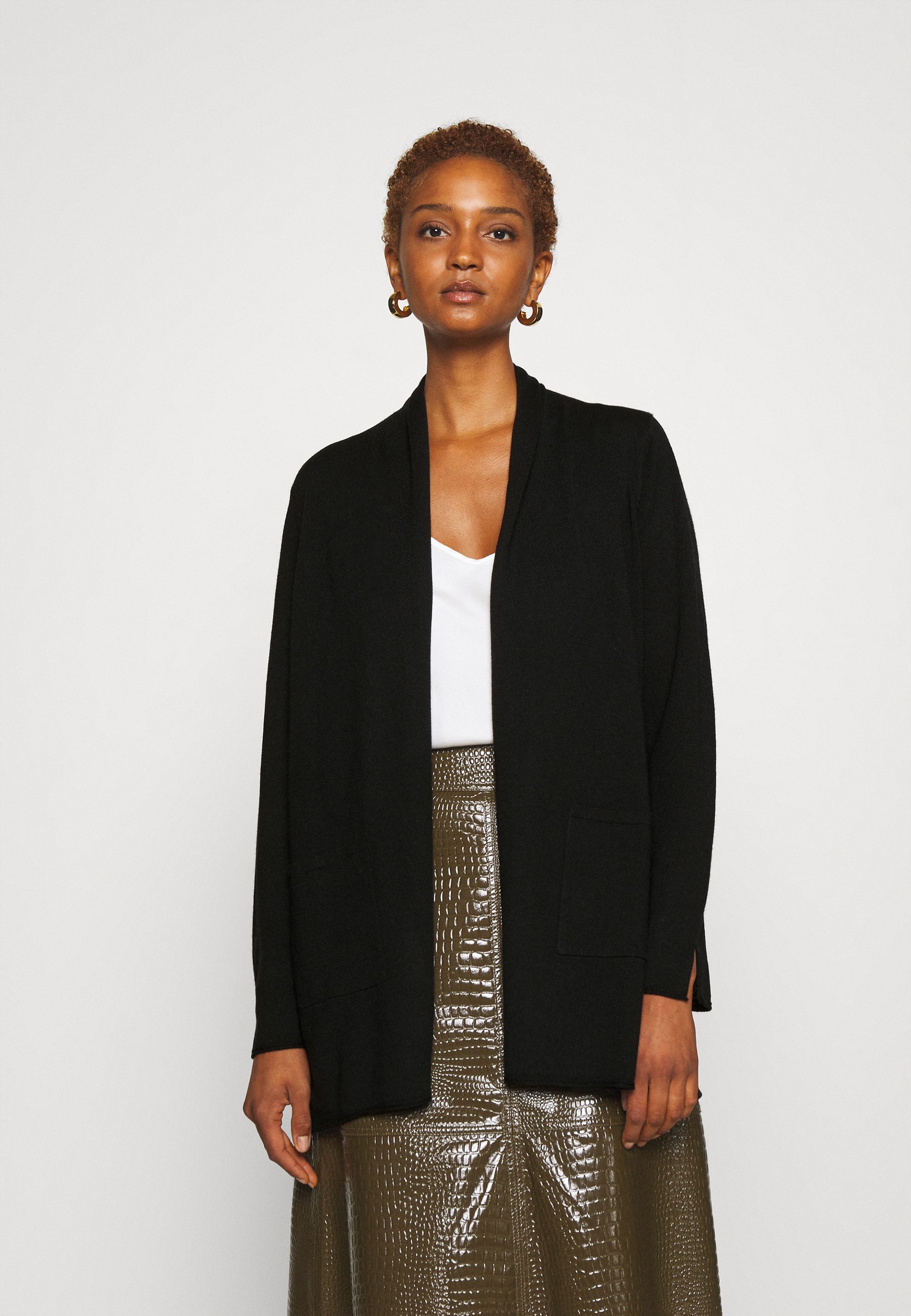 Damen CARDIGAN - Strickjacke Damen CARDIGAN - Strickjacke