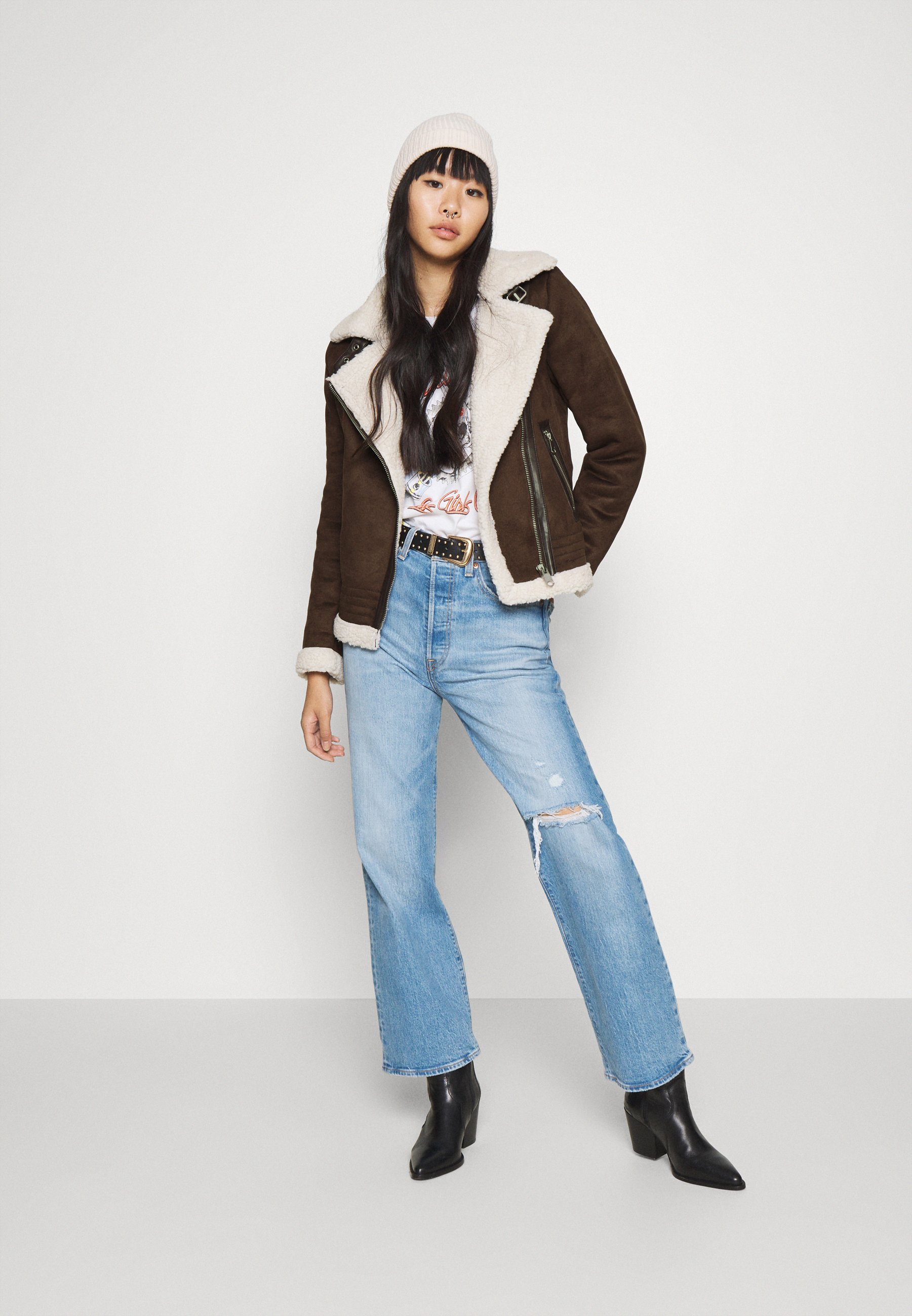 aviator jacket black and white