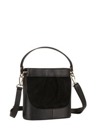 Sac rond noir en cuir texturé et en daim doux, doté d'une poignée courte et d'une bandoulière longue amovible. Accents en métal doré.