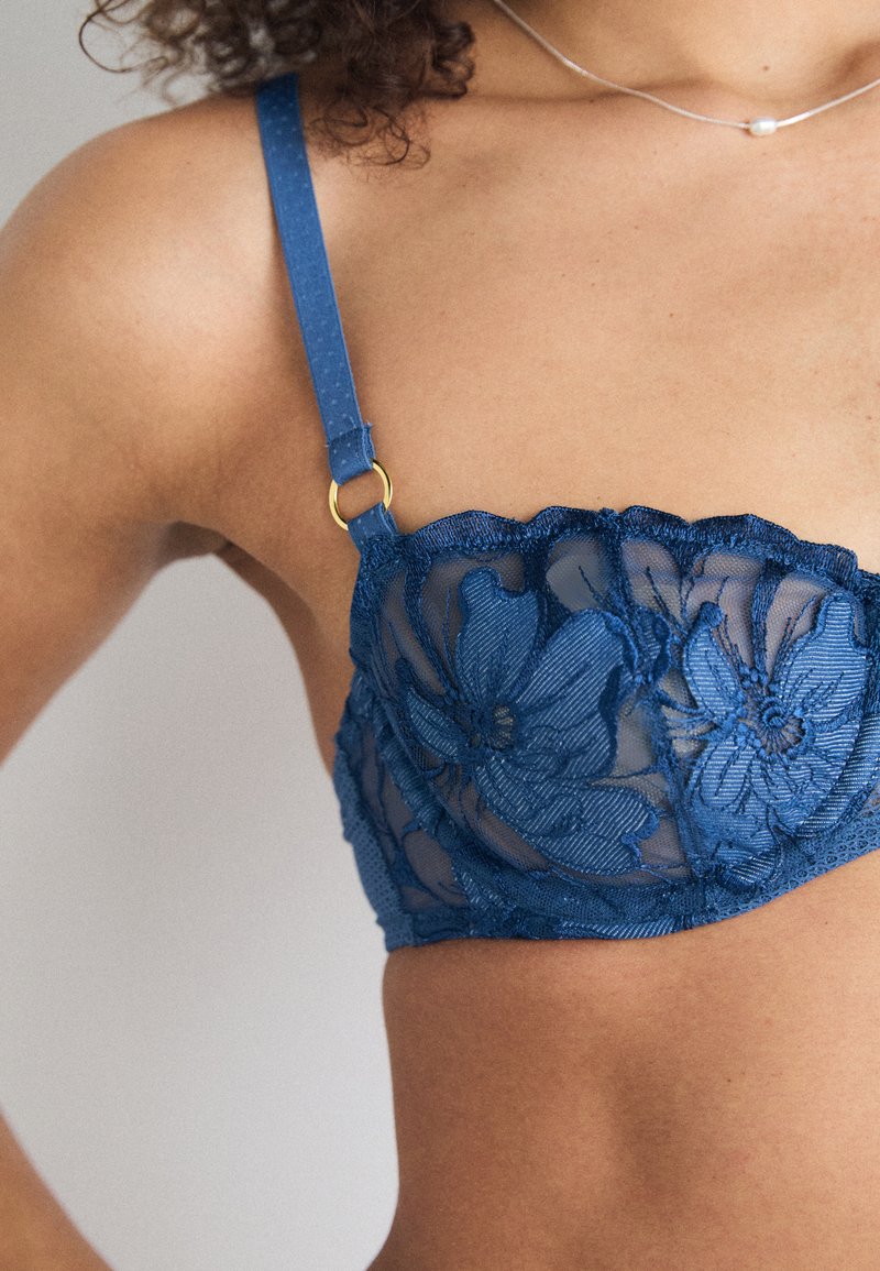 Dorina Scandale – Reggiseno Donna In Pizzo, Colore Blu Parisien, Taglia 80E – Comfort E Fascino Senza Tempo