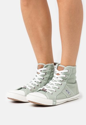 Mustang High-top trainers - pastellgrün