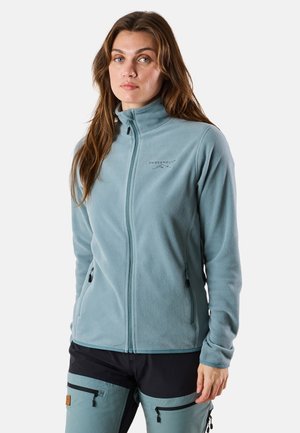 Lichtblauwe fleece ritsjack met hoge kraag, twee zijzakken en geborduurd logo. Soepele textuur, aansluitend ontwerp.