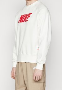 Nike Sportswear Mikina s kapucí - off-white