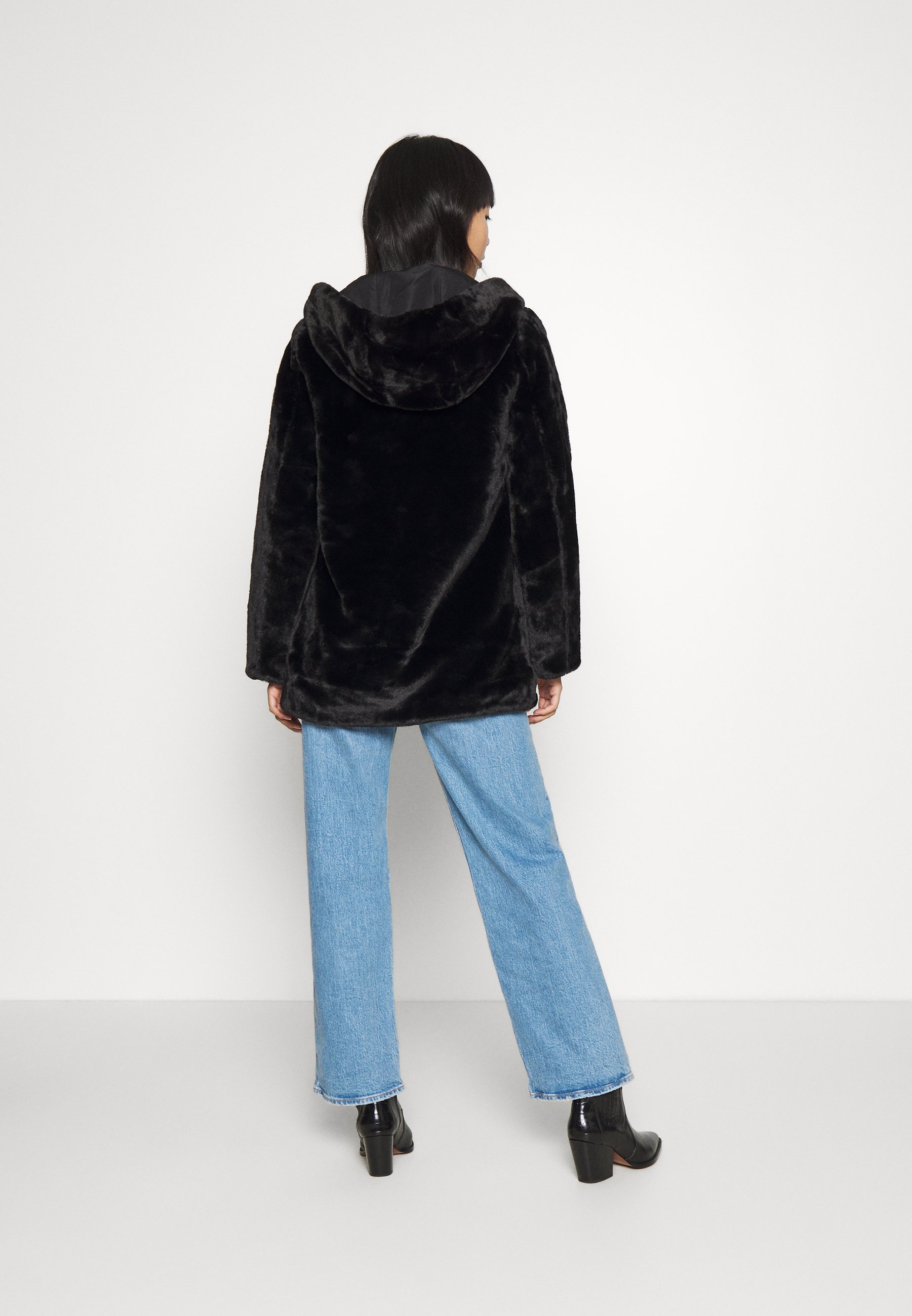 zalando faux fur coat