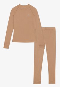 Unselected, light brown