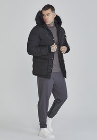 Thumbnail Image 5