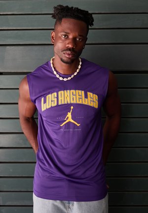 LAL NBA CITIES - Top - field purple