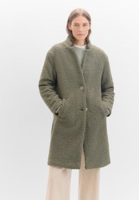 Unausgewählt, khaki