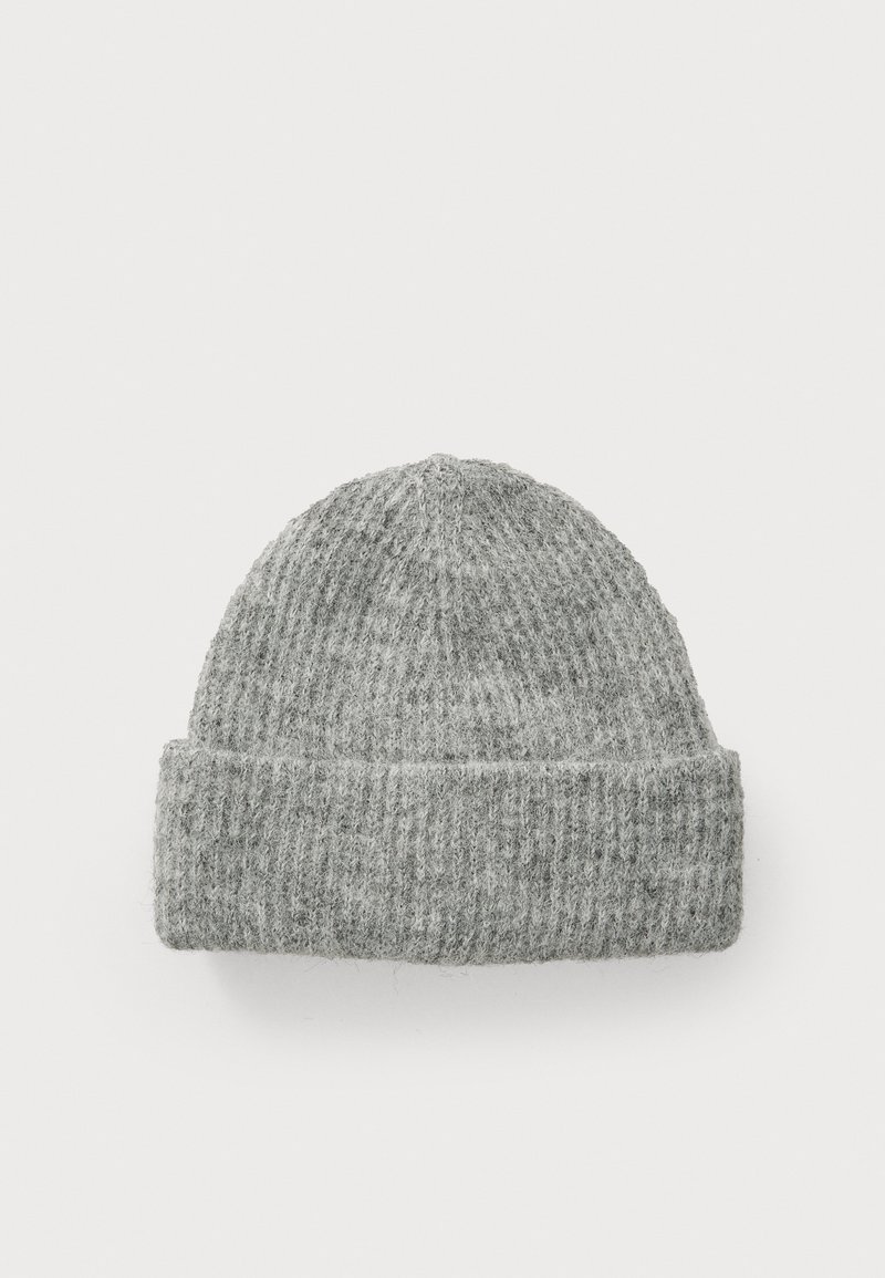 Gray knit beanie hat, made of textured wool. Features a roll-up brim and vertical ribbed pattern. Soft and warm design.