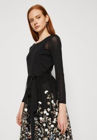 Esprit Koktailové šaty/večierkové šaty - black