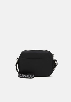 LOGO CROSS BODY BAG - Taška s příčným popruhem - black