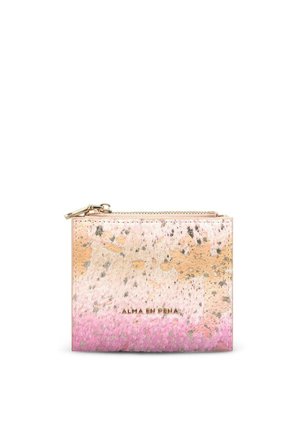 Pequeña cartera cuadrada en degradado rosa y beige con destellos dorados y cremallera dorada, con la marca Alma en Pena en el centro frontal.