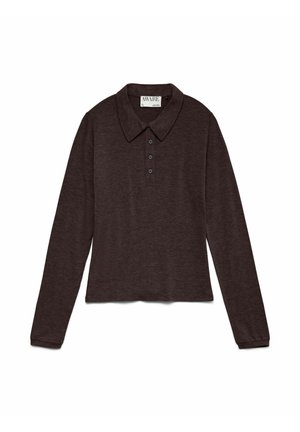 Polo à manches longues marron foncé avec trois boutons et un col, posé à plat sur un fond blanc.