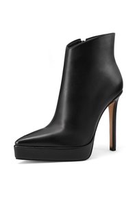 Stivale nero in pelle alla caviglia con punta appuntita, alto tacco a stiletto, suola con plateau e chiusura con zip sul retro per un facile indossamento.