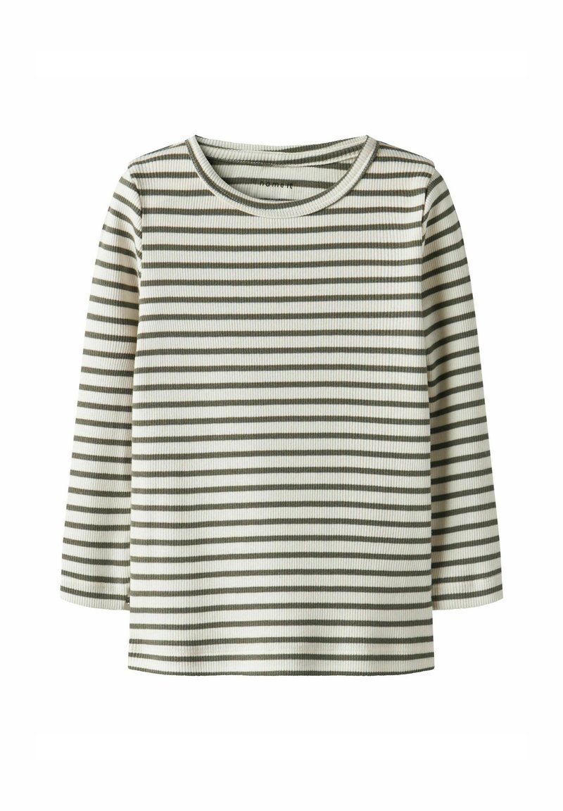 Svītrainā garām piedurknēm krekls krēmīgi baltā un olišu zaļā krāsā, ar ribota raksta faktūru un apaļu dekoltē. Vienkāršs dizains, bez redzamām logo vai rakstiem.